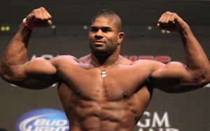 Алистар Оверим возглавит турнир UFC в Роттердаме