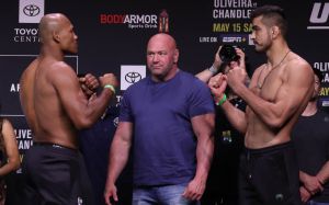 Видео боя Андре Муниз - Роналду Соуза UFC 262