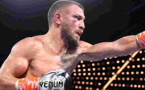 Василий Ломаченко отреагировал на слухи о его поединке с Пакьяо