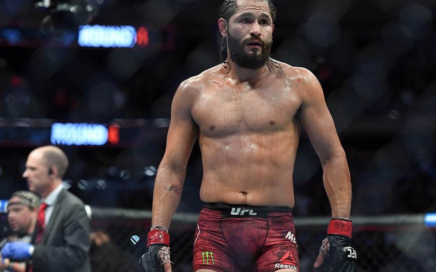 Хорхе Масвидаль снялся с боя против Эдвардса на UFC 269