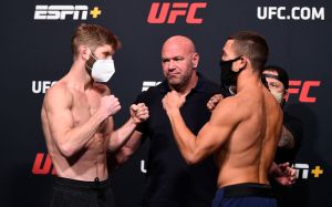 Видео боя Хантер Азур - Коул Смит UFC on ESPN+ 34
