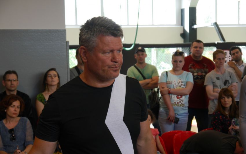 Олег Тактаров ответил на вопросы болельщиков