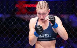 Дудакова после успешного дебюта в UFC поблагодарила российский промоушен