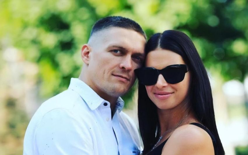 Супруга Усика - о подготовке Александра к реваншу с Джошуа: "Ему сейчас будет сложно, как никогда, потому что сердце болит за страну"