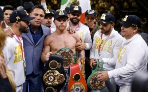 Сауль Альварес освободил пояс IBF, Деревянченко ведет переговоры с Головкиным