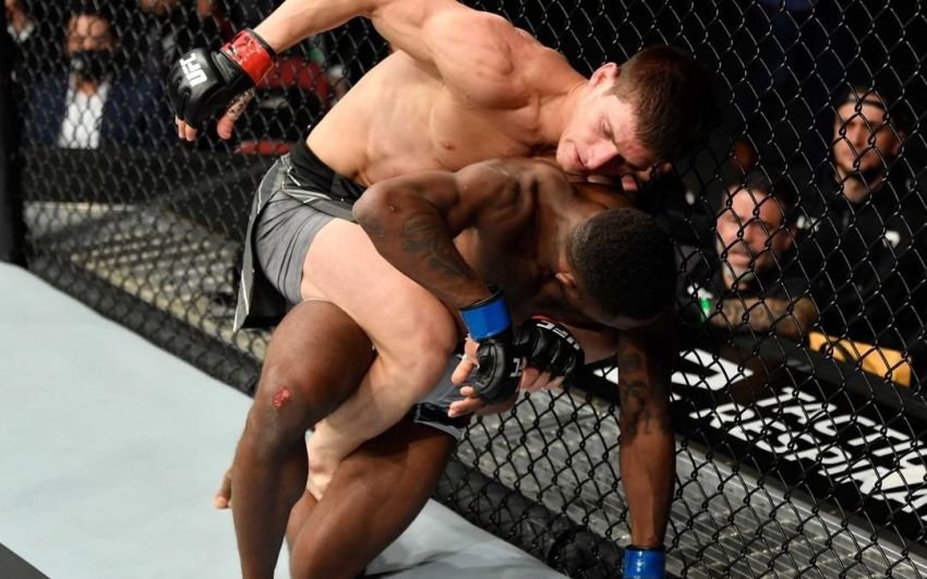 Мовсар Евлоев победил Хакима Даводу на UFC 263