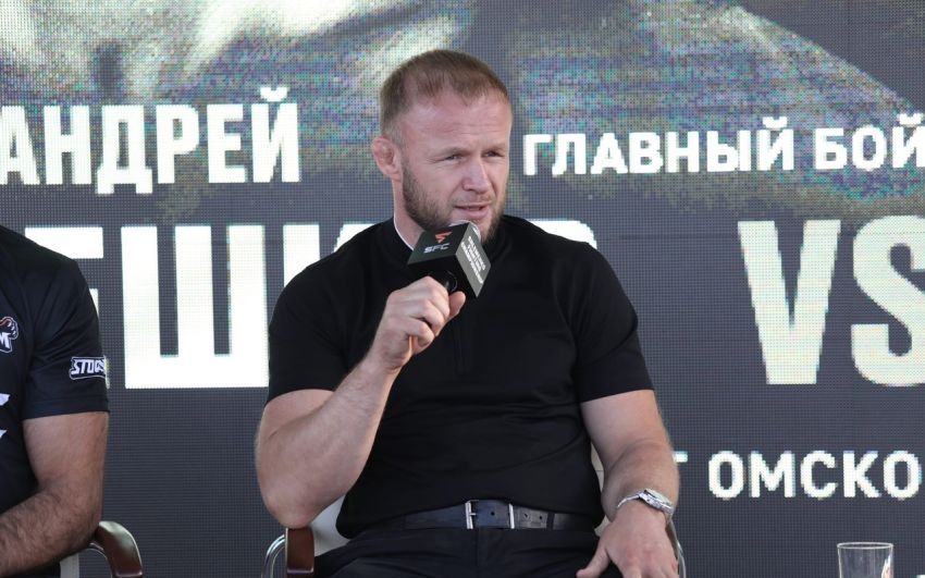 Тренер Исмаилова хотел бы, чтобы Шлеменко дали бой по правилам бокса
