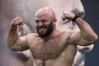 Брат Исмаилова утверждает, что Магомеду не нужно гонять вес перед боем со Штырковым