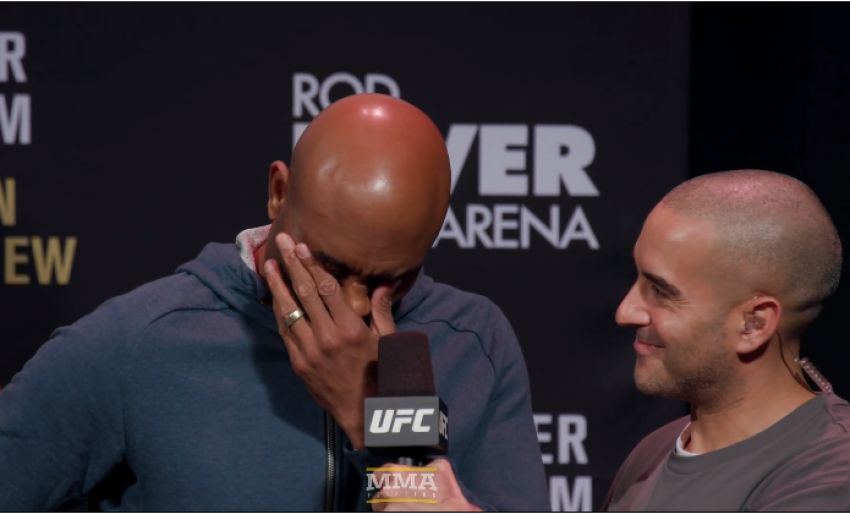 Андерсон Сильва не смог сдержать слез на взвешивании перед шоу UFC 234