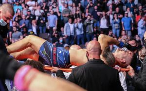 Крис Вайдман - о переломе ноги на UFC 261: "Не могу поверить в то, что произошло"