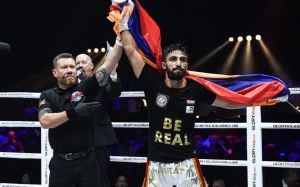 Видео боя Марат Григорян - Тижани Безтати Glory 69