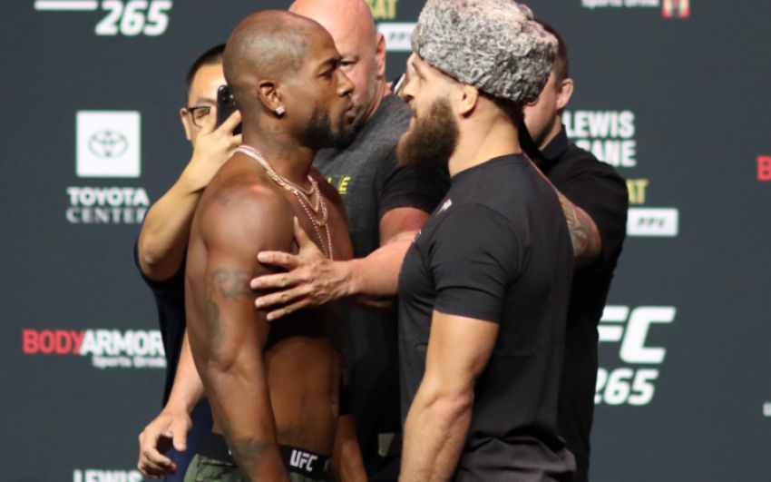Видео боя Рафаэль Физиев - Бобби Грин UFC 265