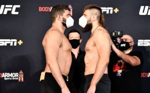 Видео боя Таннер Босер - Филипе Линс UFC on ESPN 12
