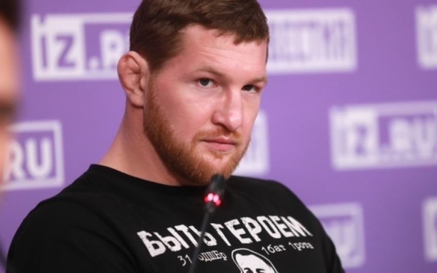 Тренер Минеева дал прогноз на бой с Карвальо: "Владимир выиграет досрочно в районе четвертого раунда"