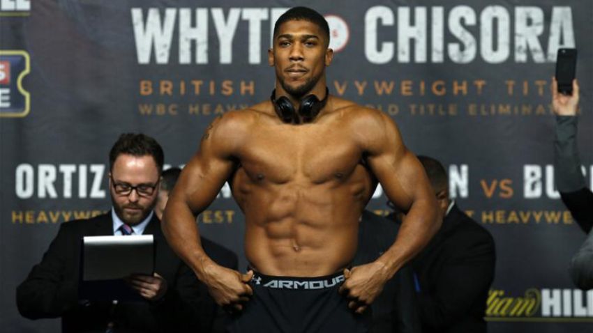 UFC предлагает чемпиону мира по боксу Джошуа 0,5 млрд долларов за подписание контракта