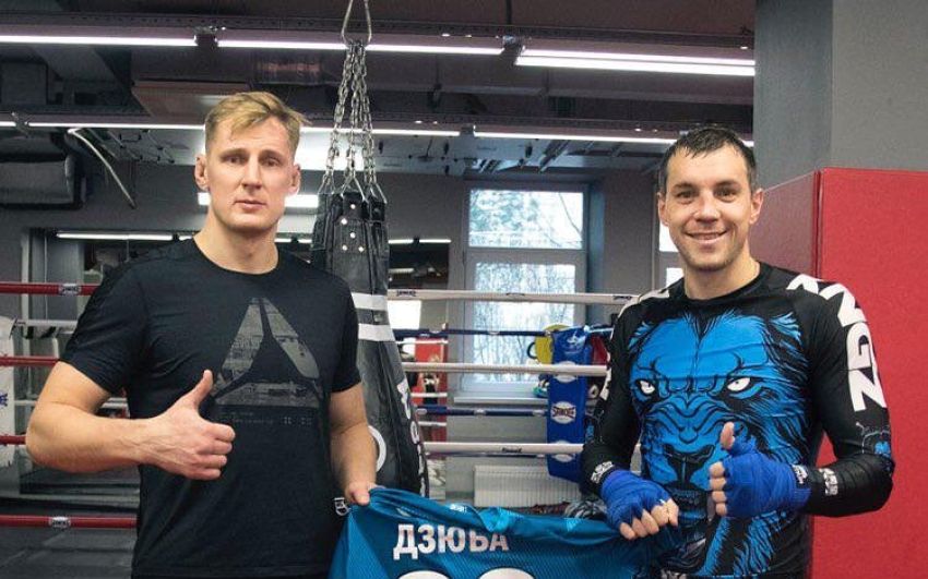 Артём Дзюба станет секундантом Александра Волкова во время боя с Оверимом