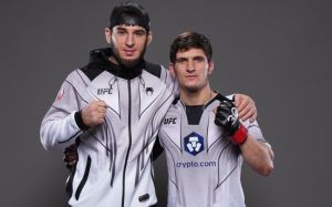 Умалатов пророчит Евлоеву чемпионский титул UFC
