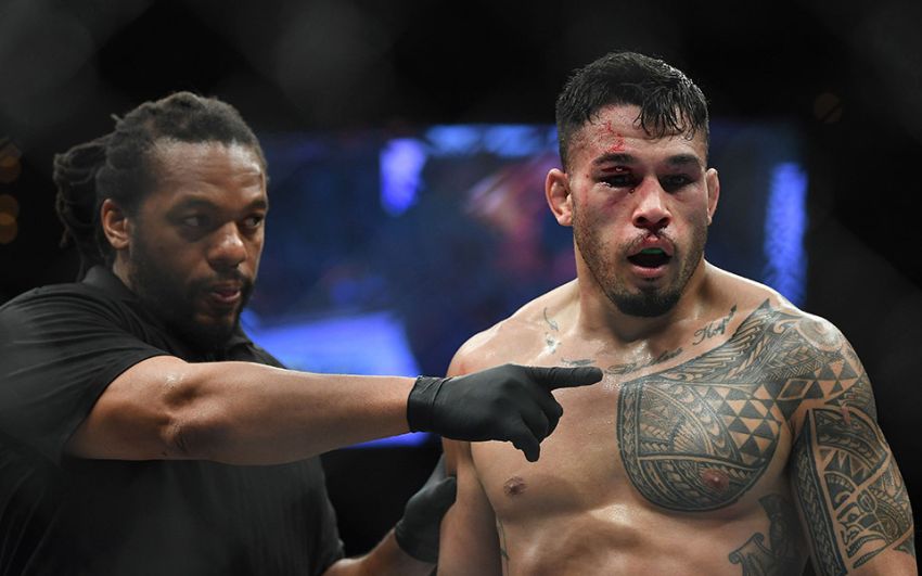 Брэд Таварес выбыл из поединка с Антонио Карлосом Джуниором на турнире UFC Brasilia