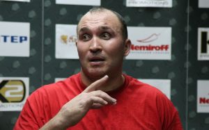 Промоутер Устинова: Ведём переговоры с Хэем и Чарром 