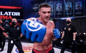 Емельяненко: "Немков пока остается в Bellator"