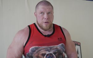 Макс Новоселов: "Меня каждый день кто-то вызывает в интернете на бой"