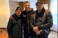 Александр Усик и Василий Ломаченко приехали в Канаду поддержать Александра Гвоздика
