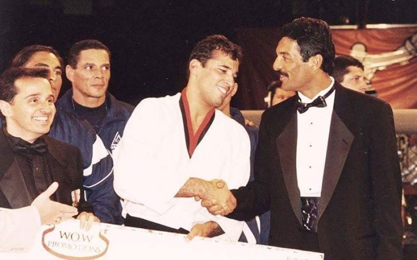 Этот день в истории: Ровно 23 года назад Ройс Грейси стал чемпионом турнира UFC 1