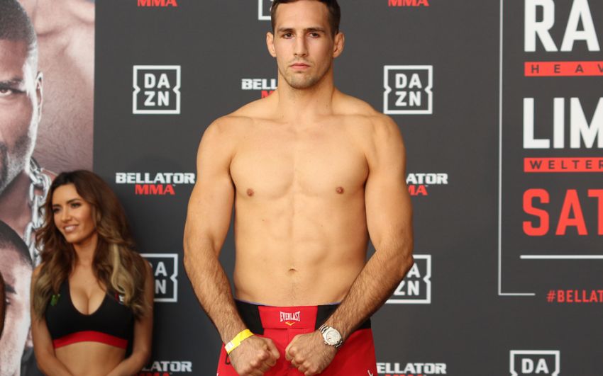 Результаты взвешивания участников Bellator 220: Рори МакДональд - Джон Фитч