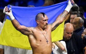 Усик получил орден по указу президента Украины Зеленского