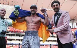Александр Гвоздик финишировал латышского слаггера Болотника