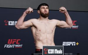 Результаты взвешивания UFC Fight Night 234