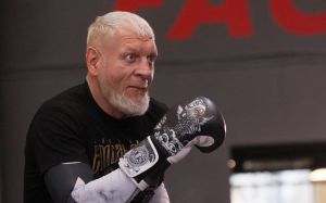 Глава Pravda Boxing призывает Емельяненко закончить карьеру: "Мне бывает очень жаль смотреть на это"