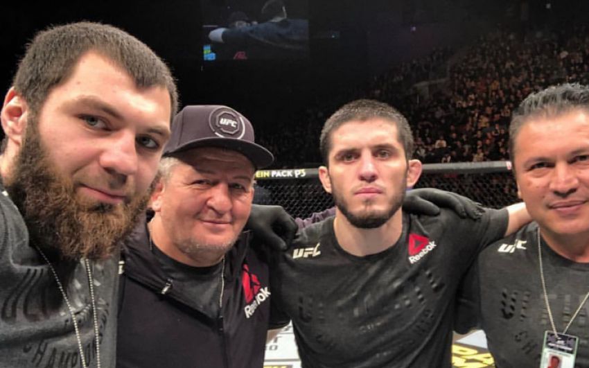 Хабиб Нурмагомедов поздравил Ислама Махачева с победой на UFC Fight Night 149