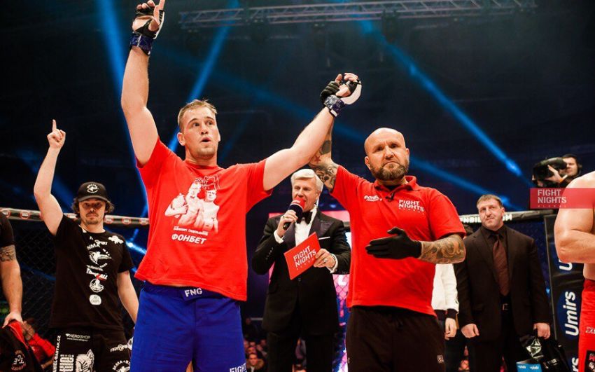 Fight Nights Global 79: Виктор Пешта "задушил" Алексея Кудина