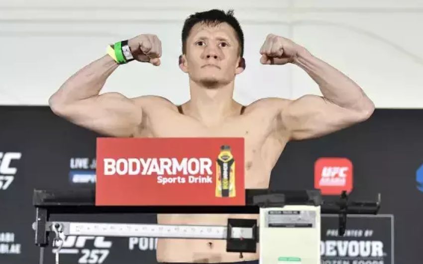"Жумагулов - самый невезучий парень в UFC". Эксперт высказался о перспективах бойца