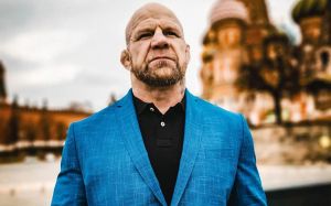 Монсон хочет стать депутатом Госдумы