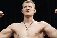 Деррик Льюис не хочет драться с Александром Волковым на турнире UFC в Москве