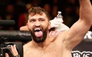 Андрей Орловский победил Бэна Ротвелла на UFC on ESPN 4