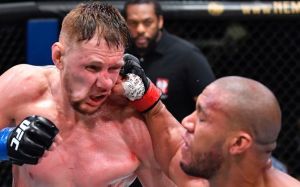 Александр Волков проиграл Сирилу Гану на UFC Fight Night 190