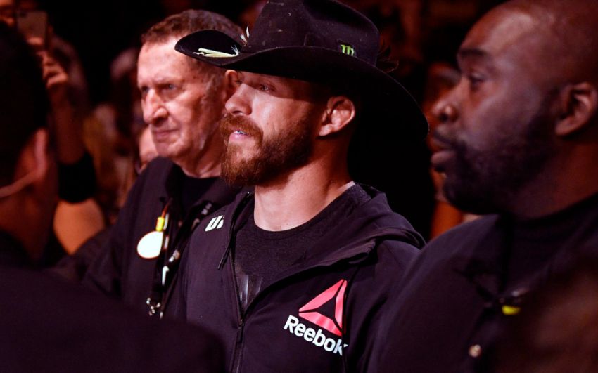 UFC Fight Night 132: Выплаты бойцам за использование экипировки и работу с прессой