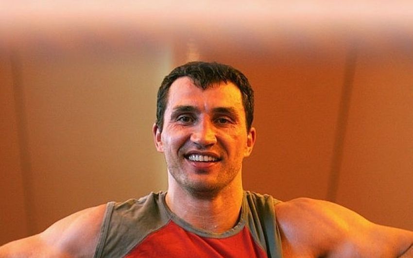 Джеймс Али Башир: на месте Деонтея Уайлдера я бы не стал отрицать, то что было на спаррингах с Владимиром Кличко