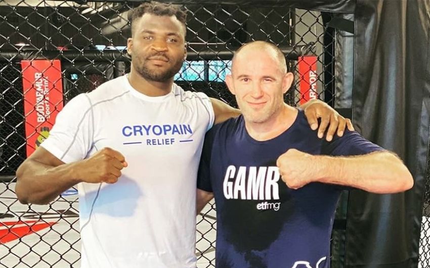 Алексей Олейник объяснил, почему ему неинтересно подписание Нганну в PFL