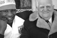 Брюс Уиллис сыграет Каса Д'Амато в спортивной драме "Cornerman"