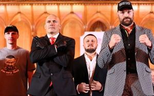 Энтони Кролла дал прогноз на бой Усик - Фьюри 2