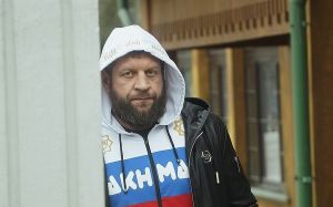 Александр Емельяненко о видео, на котором его сняли пьяным: "На себя посмотрите, сколько вы вжираете"