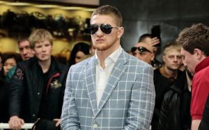 Владимир Минеев призвал Тимати и Нурмагомедова к примирению
