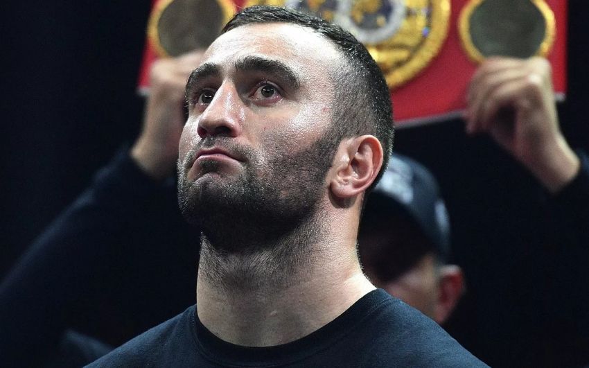 Мурат Гассиев получил паспорт гражданина Армении