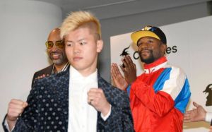 Генеральный директор RIZIN: "Насукава будет стремиться нокаутировать Мейвезера"