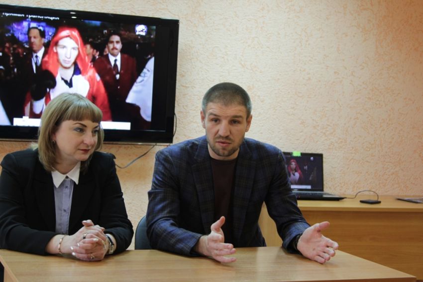 Экс-чемпион мира в среднем весе Дмитрий Пирог станет депутатом Госдумы