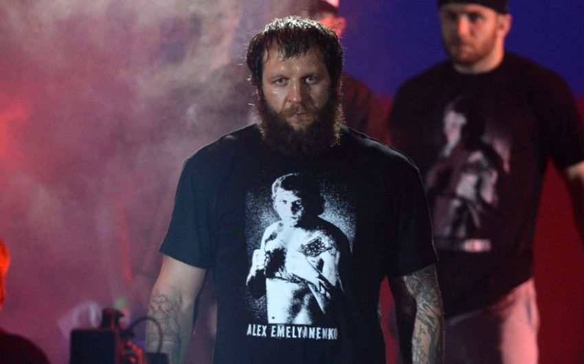 Камил Гаджиев: "FIGHT NIGHTS готовы организовать бой освободившемуся Александру Емельяненко" 